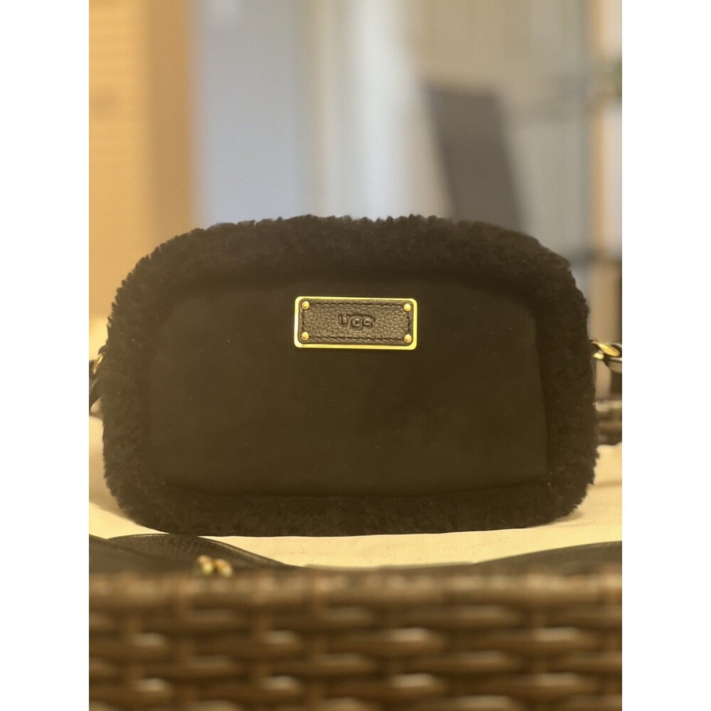 UGG Auth Janey II Black Shearling fur Suede Crossbody Bag Gold Hardware Fluffy - Picture 11 of 11